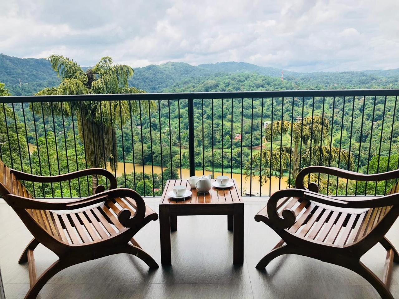 Emerald Hill Hotel Kandy Buitenkant foto