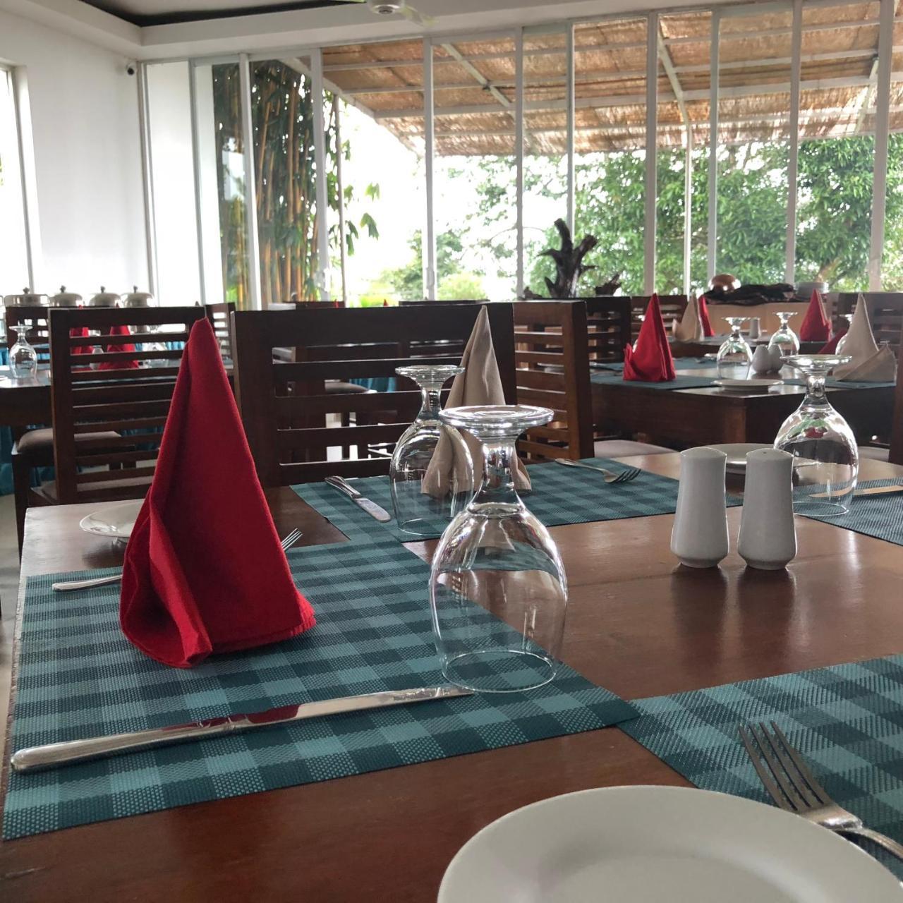 Emerald Hill Hotel Kandy Buitenkant foto